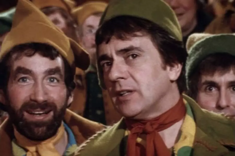 See the Cast of ‘Santa Claus: the Movie’ Then and Now